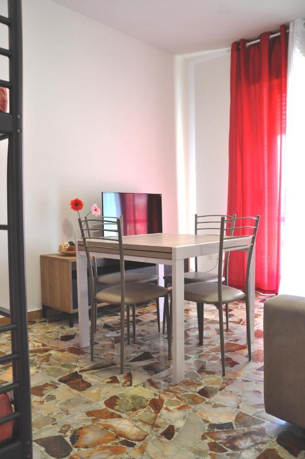 Apartamento Viale Repubblica 329 1 Pietra Ligure Exterior foto