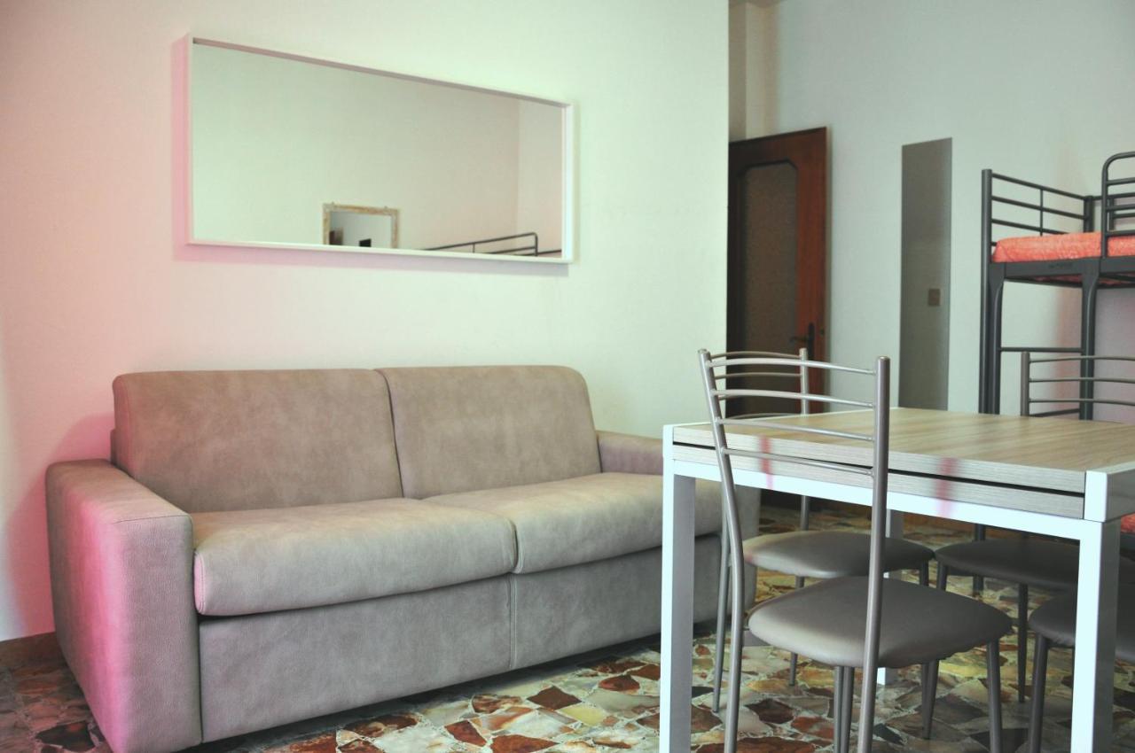 Apartamento Viale Repubblica 329 1 Pietra Ligure Exterior foto
